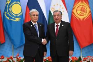 Мемлекет басшысы Душанбедегі Ұлттар сарайына барды