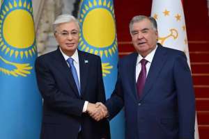 Қасым-Жомарт Тоқаев Тәжікстан Президентімен кездесті