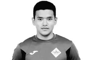 19 жастағы футболшы ойын кезінде көз жұмды