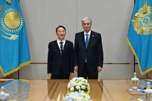 Президент Woosong білім беру қоры қамқоршылар кеңесінің төрағасы Ким Сонг Кёнгты қабылдады