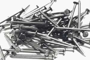 Шымкентте бір жасар бала 4 сантиметрлік шеге жұтып қойған