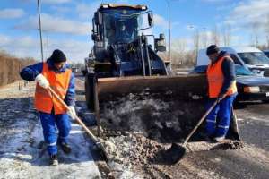 Елордада бір тәулік ішінде мың текше метрден астам қар күрелді
