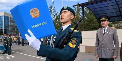 Colman Domingo and Jude Law at amfAR’s Venice Gala