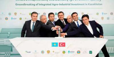 Colman Domingo and Jude Law at amfAR’s Venice Gala