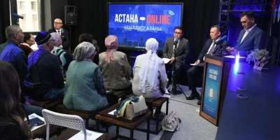 Colman Domingo and Jude Law at amfAR’s Venice Gala