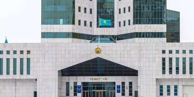 Colman Domingo and Jude Law at amfAR’s Venice Gala