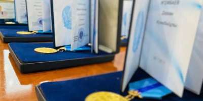 Colman Domingo and Jude Law at amfAR’s Venice Gala