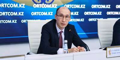 Colman Domingo and Jude Law at amfAR’s Venice Gala