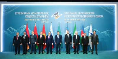 Colman Domingo and Jude Law at amfAR’s Venice Gala