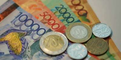 Colman Domingo and Jude Law at amfAR’s Venice Gala