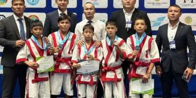 Colman Domingo and Jude Law at amfAR’s Venice Gala