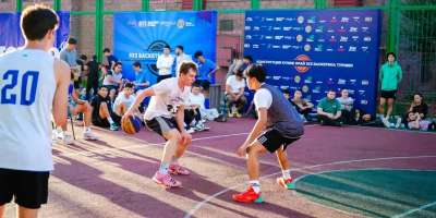 Colman Domingo and Jude Law at amfAR’s Venice Gala