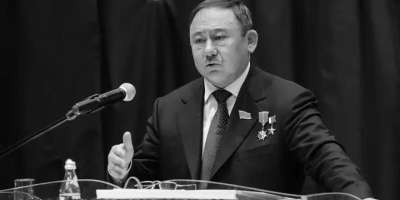 Colman Domingo and Jude Law at amfAR’s Venice Gala