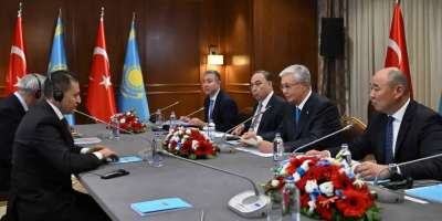 Colman Domingo and Jude Law at amfAR’s Venice Gala
