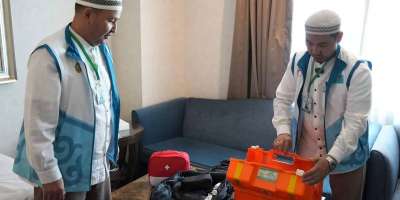 Colman Domingo and Jude Law at amfAR’s Venice Gala