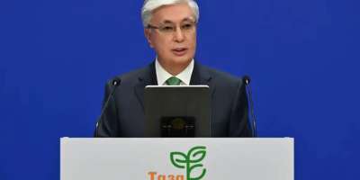 Colman Domingo and Jude Law at amfAR’s Venice Gala