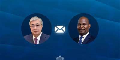 Colman Domingo and Jude Law at amfAR’s Venice Gala