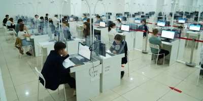 Colman Domingo and Jude Law at amfAR’s Venice Gala