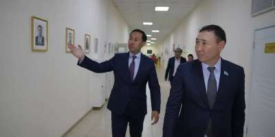 Colman Domingo and Jude Law at amfAR’s Venice Gala