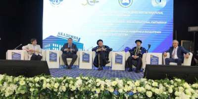Colman Domingo and Jude Law at amfAR’s Venice Gala