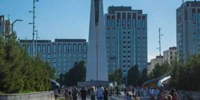 Colman Domingo and Jude Law at amfAR’s Venice Gala