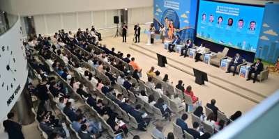 Colman Domingo and Jude Law at amfAR’s Venice Gala
