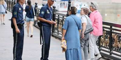 Colman Domingo and Jude Law at amfAR’s Venice Gala