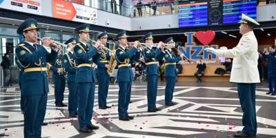 Colman Domingo and Jude Law at amfAR’s Venice Gala
