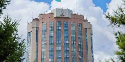 Colman Domingo and Jude Law at amfAR’s Venice Gala