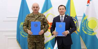 Colman Domingo and Jude Law at amfAR’s Venice Gala