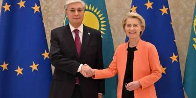 Colman Domingo and Jude Law at amfAR’s Venice Gala