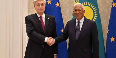 Colman Domingo and Jude Law at amfAR’s Venice Gala