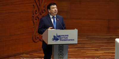 Colman Domingo and Jude Law at amfAR’s Venice Gala