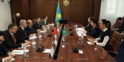 Colman Domingo and Jude Law at amfAR’s Venice Gala