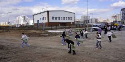 Colman Domingo and Jude Law at amfAR’s Venice Gala