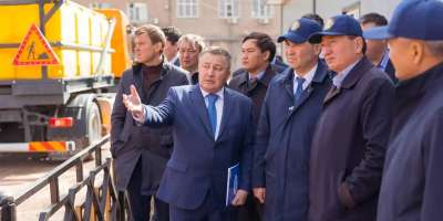 Colman Domingo and Jude Law at amfAR’s Venice Gala