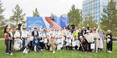 Colman Domingo and Jude Law at amfAR’s Venice Gala