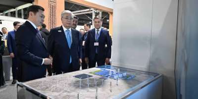 Colman Domingo and Jude Law at amfAR’s Venice Gala