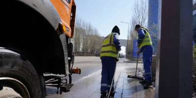 Colman Domingo and Jude Law at amfAR’s Venice Gala