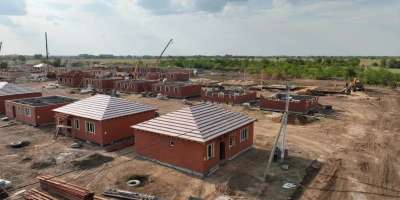 Colman Domingo and Jude Law at amfAR’s Venice Gala