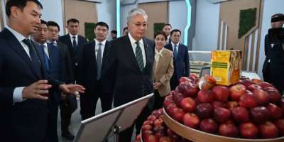 Colman Domingo and Jude Law at amfAR’s Venice Gala
