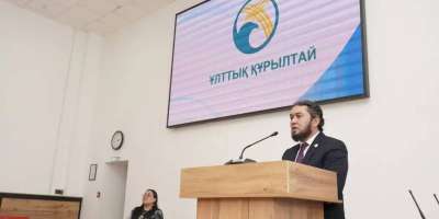 Colman Domingo and Jude Law at amfAR’s Venice Gala