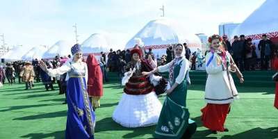 Colman Domingo and Jude Law at amfAR’s Venice Gala