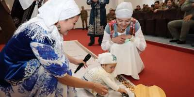 Colman Domingo and Jude Law at amfAR’s Venice Gala