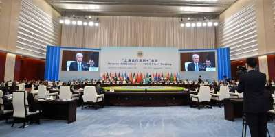 Colman Domingo and Jude Law at amfAR’s Venice Gala