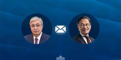 Colman Domingo and Jude Law at amfAR’s Venice Gala