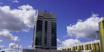 Colman Domingo and Jude Law at amfAR’s Venice Gala