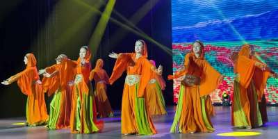Colman Domingo and Jude Law at amfAR’s Venice Gala