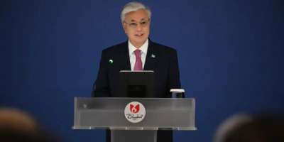 Colman Domingo and Jude Law at amfAR’s Venice Gala