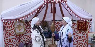 Colman Domingo and Jude Law at amfAR’s Venice Gala